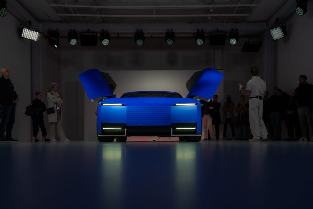 20250509 Playboy Jaguar Conceptcar00003