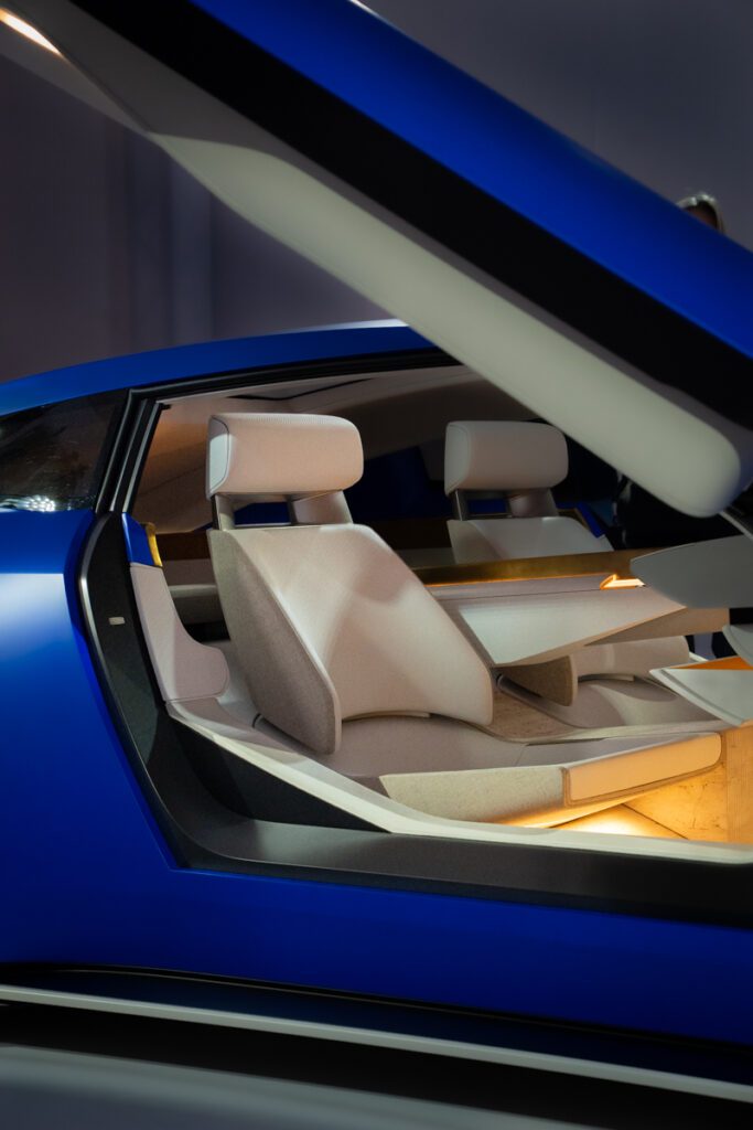 20250509 Playboy Jaguar Conceptcar00007